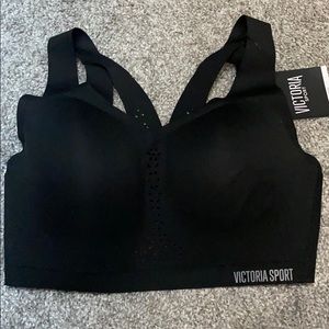 Victoria Sport Angel Max Sports Bra